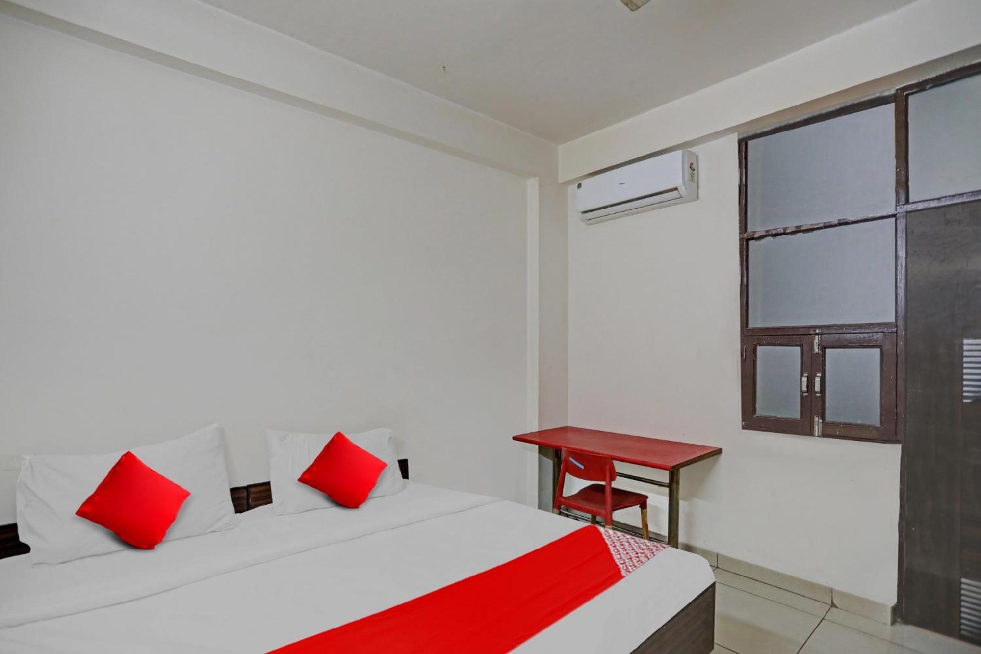 Hotel O Vrinda Residency Noida Exterior foto