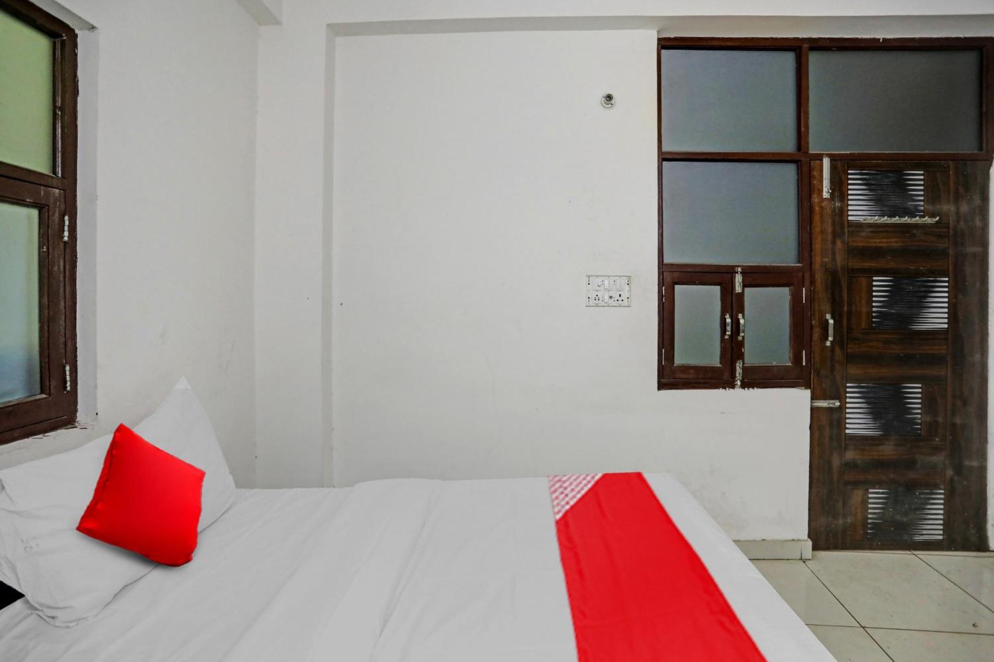 Hotel O Vrinda Residency Noida Exterior foto